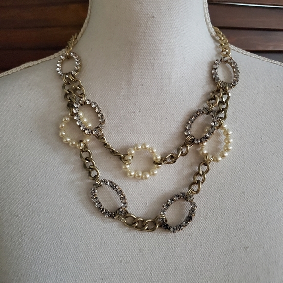 NWT Traci Lynn Empress Necklace & Bracelet Set Faux Pearl Gold Tone Rhinestone - Picture 2 of 4